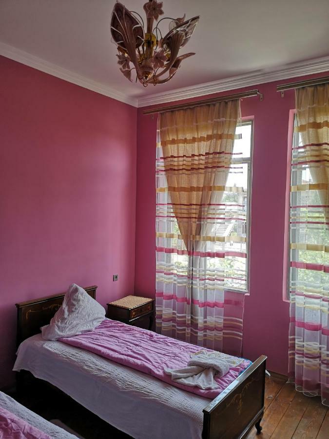 Shorena'S House Zugdidi Buitenkant foto