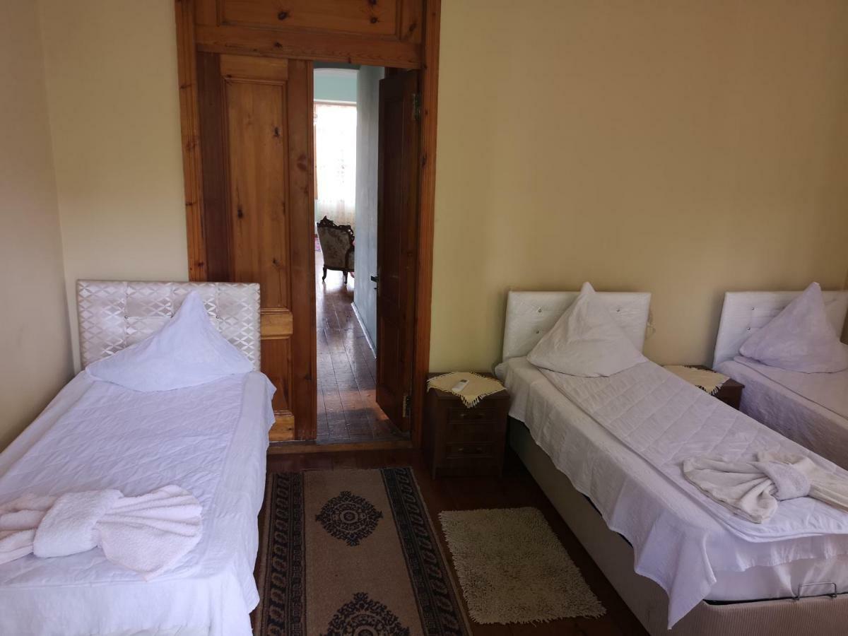 Shorena'S House Zugdidi Buitenkant foto